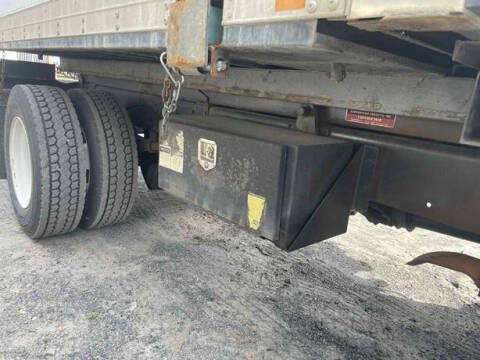 2015 Freightliner M2 106