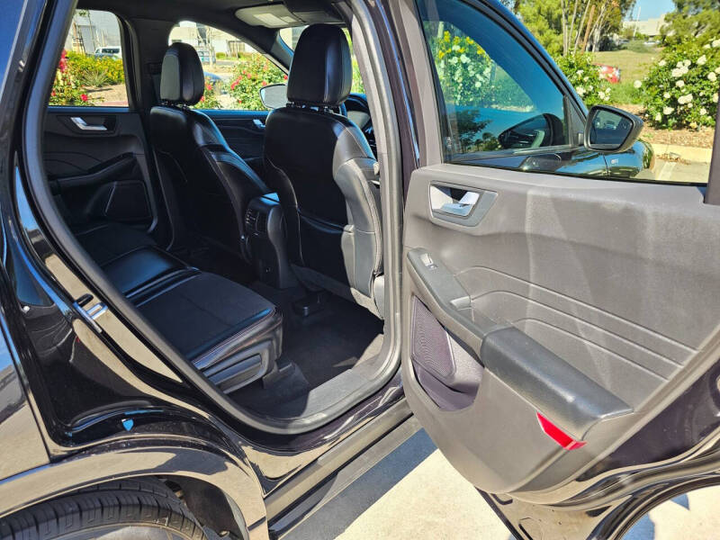 2024 Ford Escape ST-Line