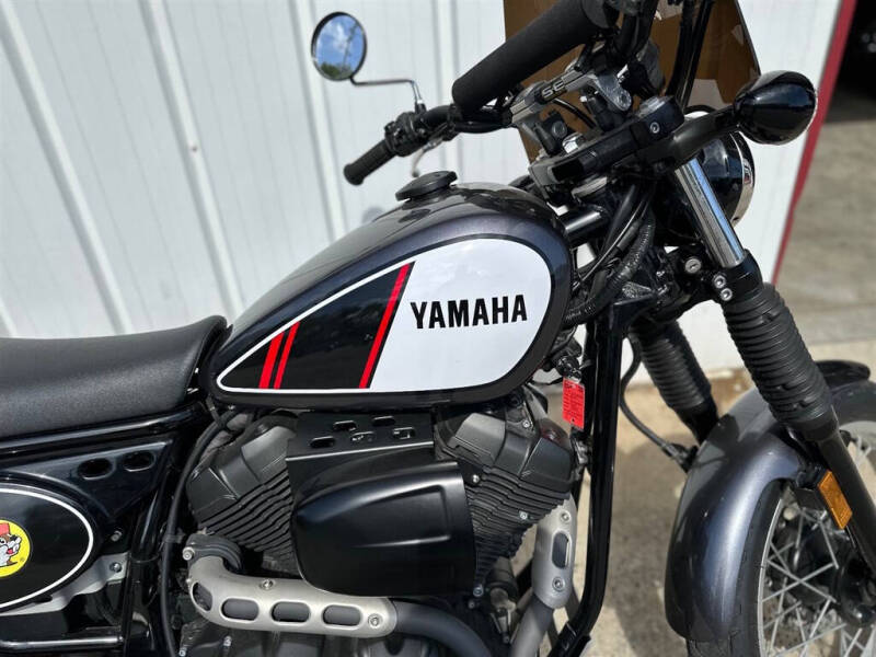 2017 Yamaha SCR950 -