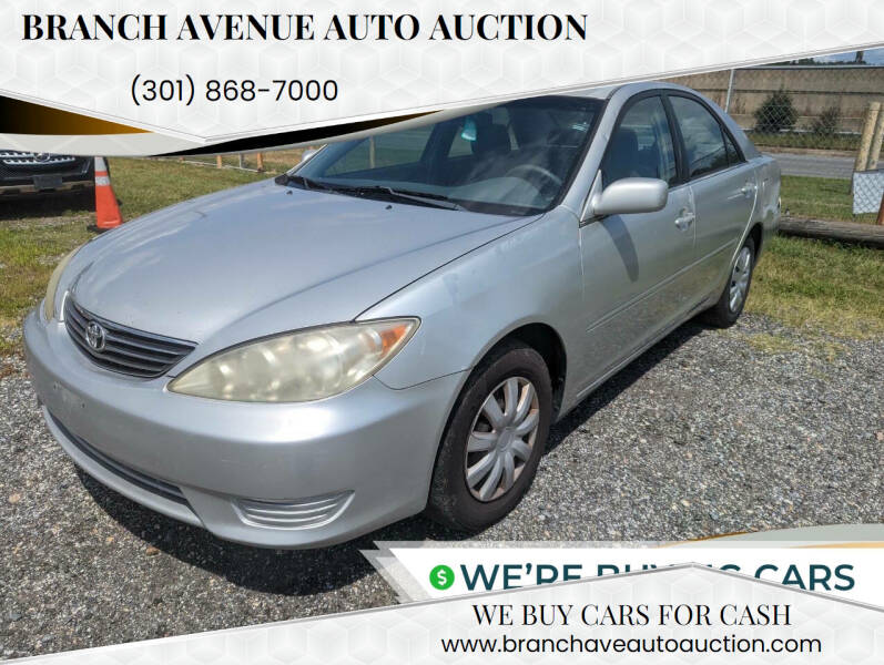 2005 Toyota Camry LE's photo
