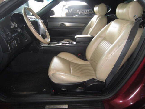 2004 Ford Thunderbird Deluxe