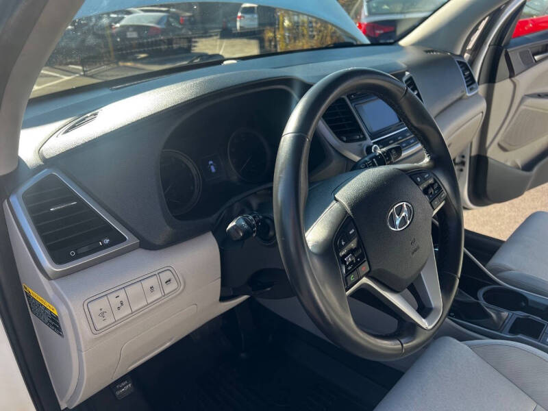 2017 Hyundai Tucson Sport