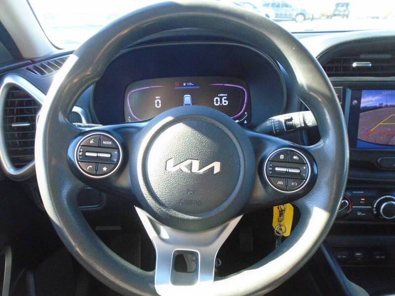 2023 Kia Soul LX
