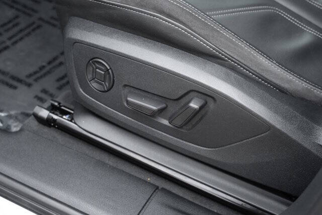 2022 Audi Q3 quattro S line Prem Plus 45 TFSI