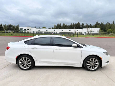 2015 Chrysler 200 S