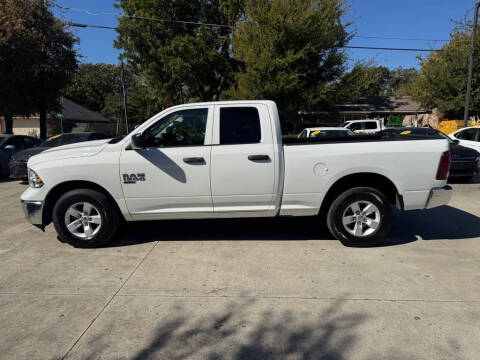 2023 RAM 1500 Classic SLT