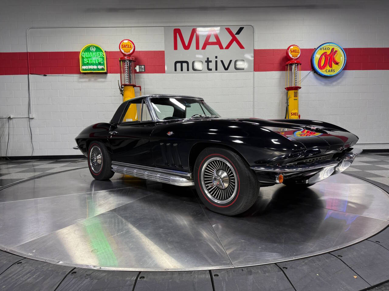1966 Chevrolet Corvette 32