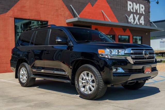 2021 Toyota Land Cruiser