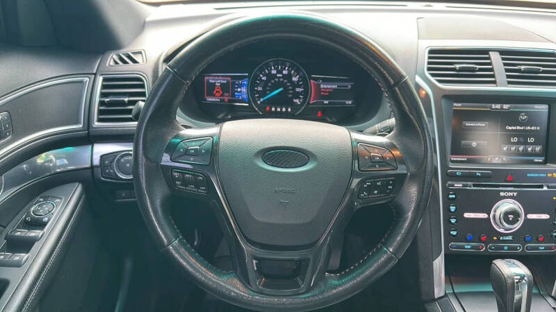 2016 Ford Explorer Sport