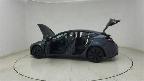 2025 Tesla Model 3 Long Range