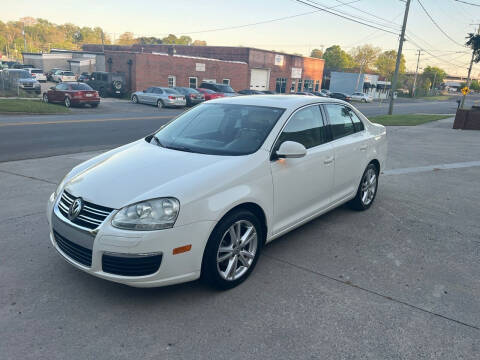 2005 Volkswagen Jetta for sale at Global Imports of Dalton LLC in Dalton GA