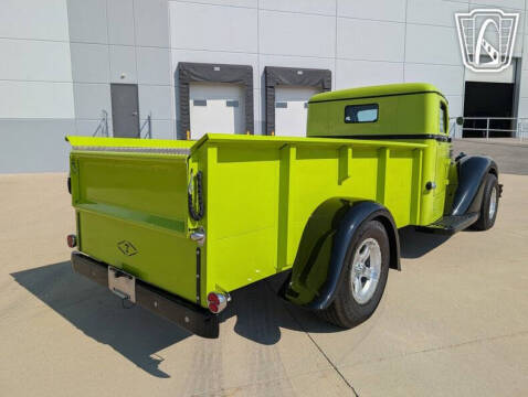 1945 Diamond T 509