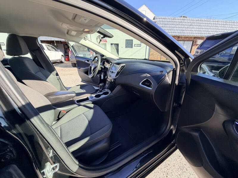 2018 Chevrolet Cruze LS Auto