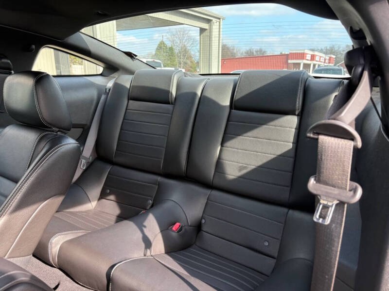 2010 Ford Mustang V6