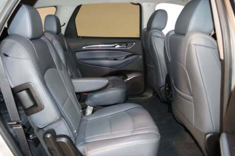 2021 Buick Enclave Essence