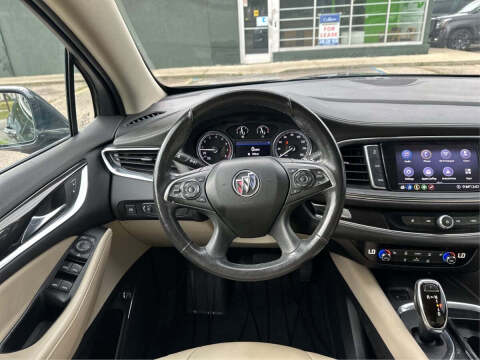 2020 Buick Enclave Essence