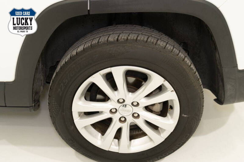 2015 Jeep Cherokee Sport