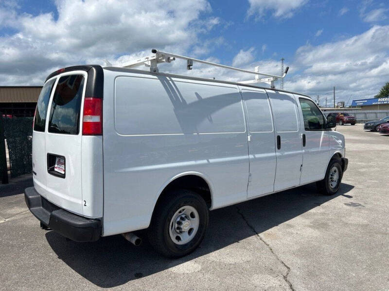 2019 Chevrolet Express 2500