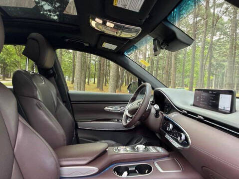 2023 Genesis GV70 2.5T Standard