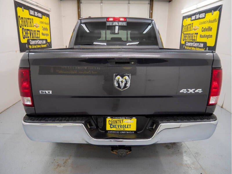 2016 RAM 1500 SLT