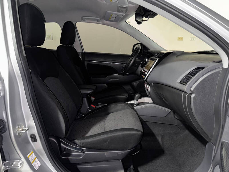 2020 Mitsubishi Outlander Sport SE