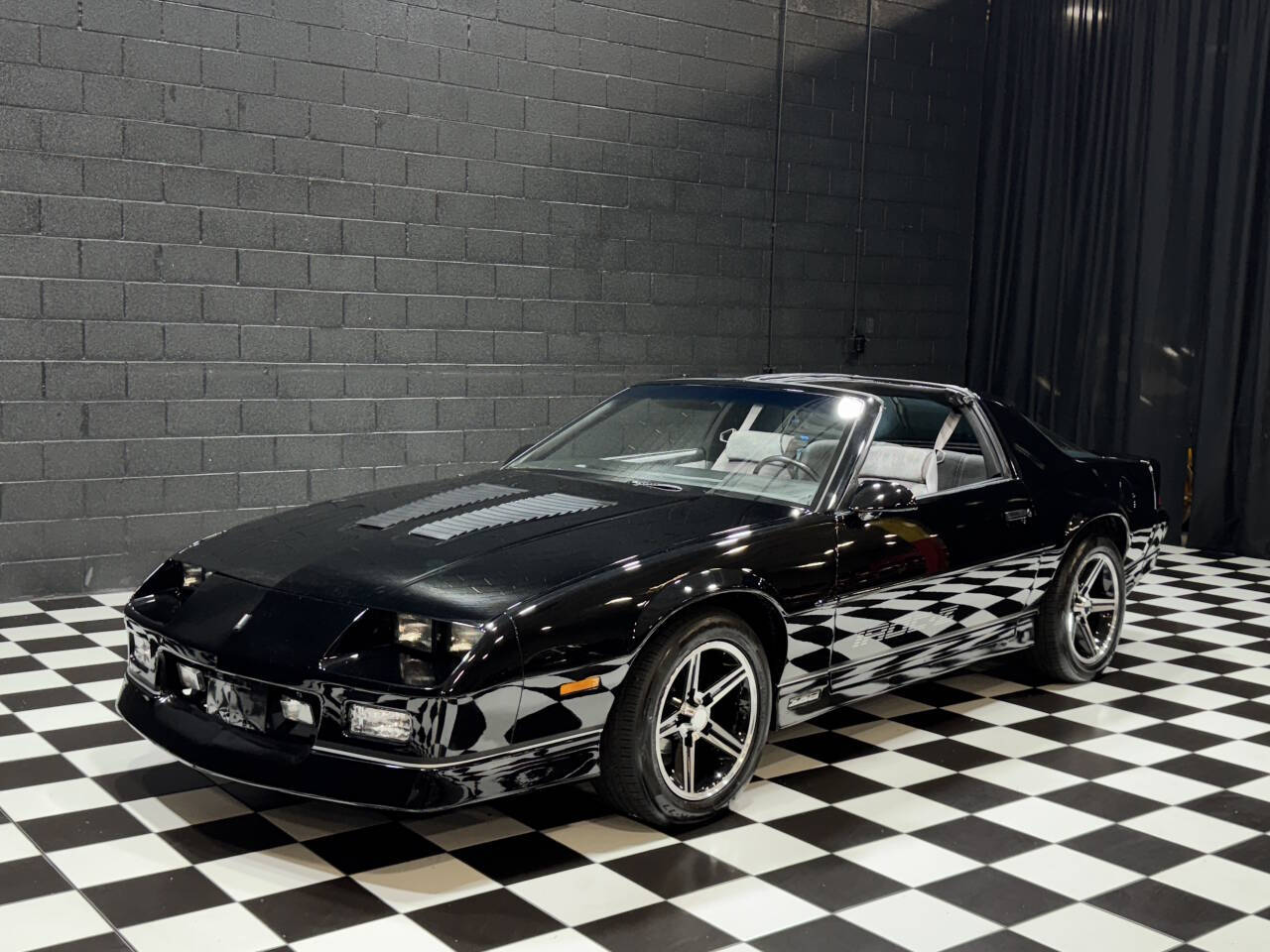 1986 Chevrolet Camaro 8