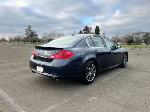 2012 Infiniti G37 Sedan Journey
