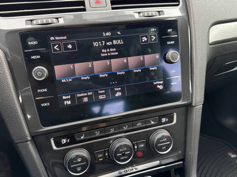 2019 Volkswagen e-Golf SE