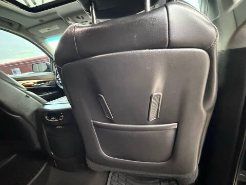 2015 Cadillac Escalade Luxury