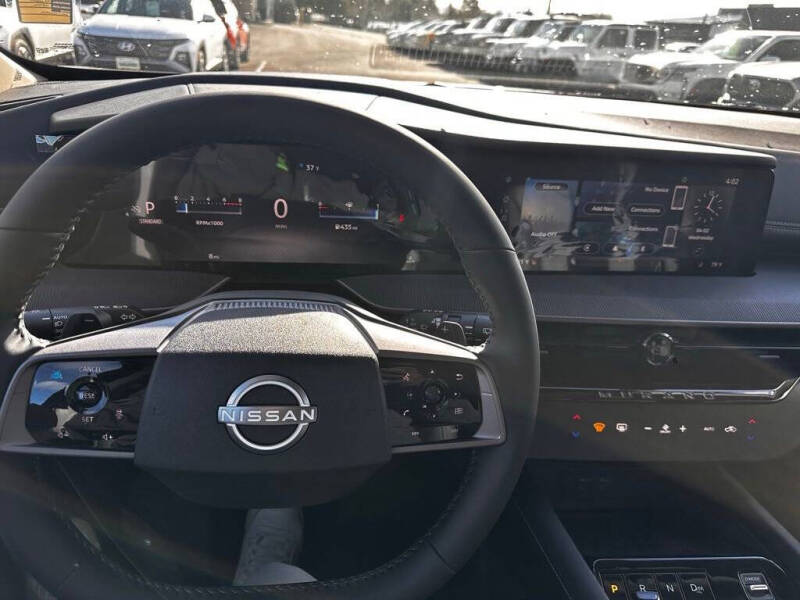 2025 Nissan Murano SV