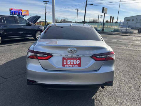 2022 Toyota Camry LE