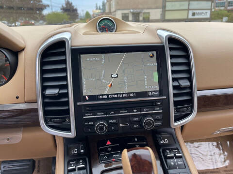 2013 Porsche Cayenne Tiptronic