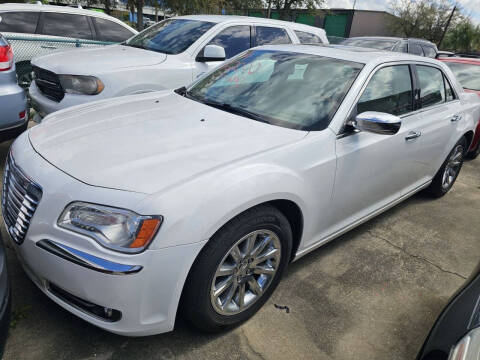 2014 Chrysler 300 C
