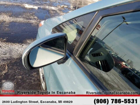 2015 Toyota Prius Five