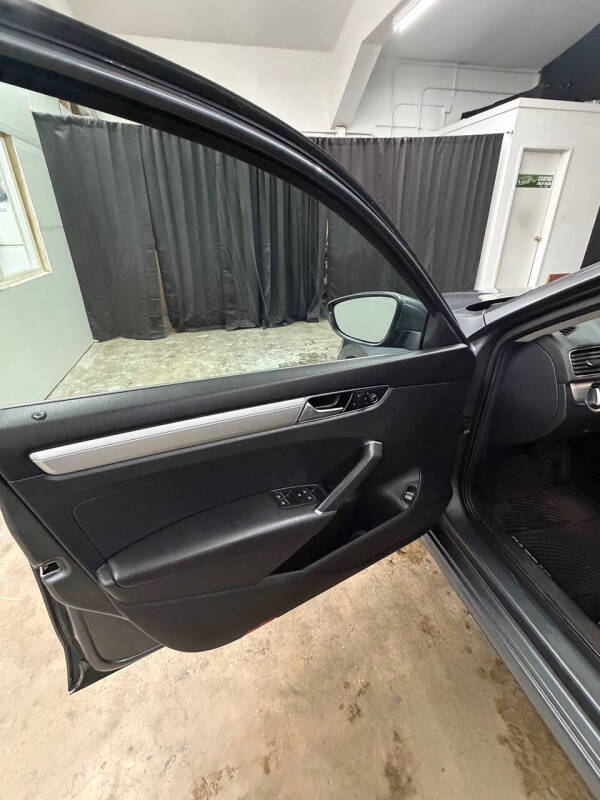 2016 Volkswagen Passat 1.8T S