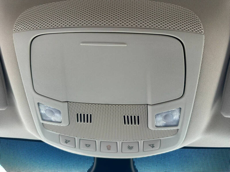 2020 Ford Edge SE