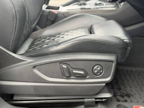 2018 Audi SQ5 3.0T quattro Premium Plus