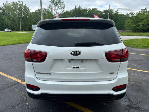 2019 Kia Sorento LX