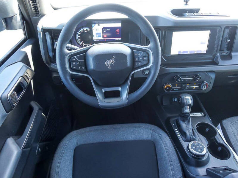 2022 Ford Bronco Base Advanced