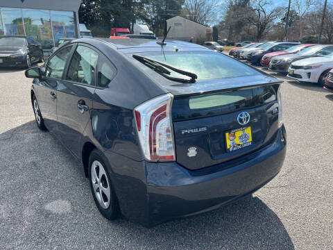 2012 Toyota Prius Three