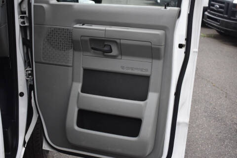 2014 Ford E-Series E-150