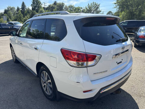 2015 Nissan Pathfinder S