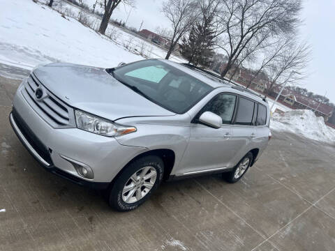 2011 Toyota Highlander SE