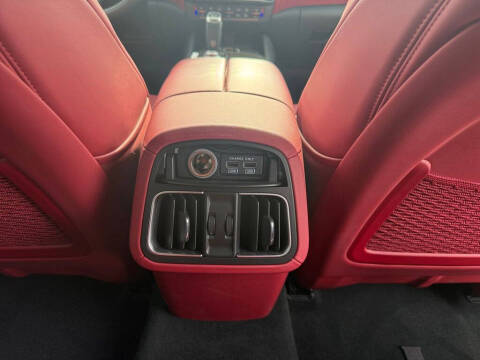 2022 Maserati Levante Modena