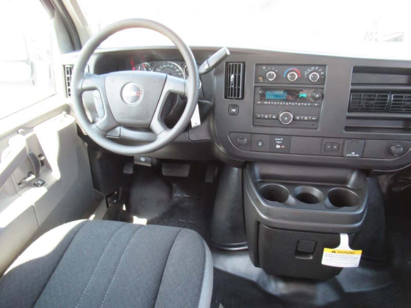 2026 GMC Savana 2500