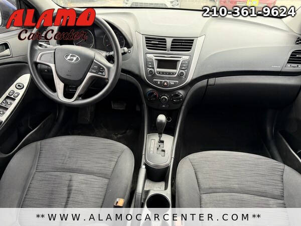 2017 Hyundai Accent SE