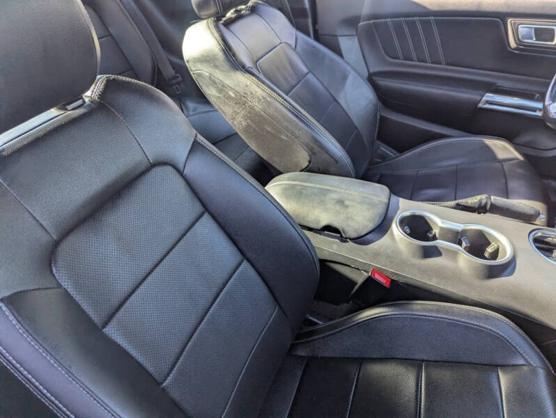 2023 Ford Mustang EcoBoost Premium