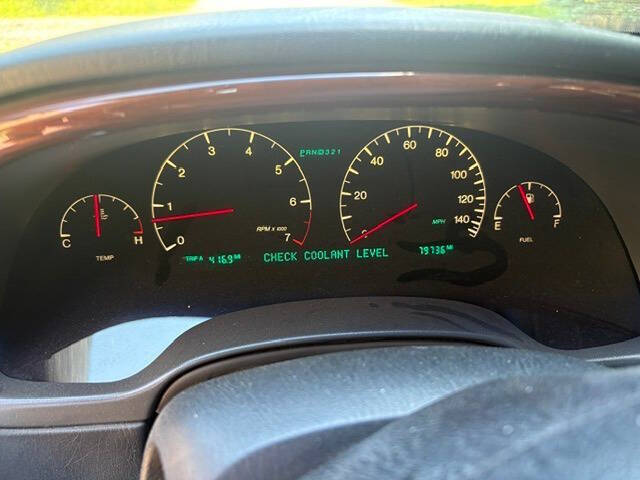 2002 Cadillac DeVille DHS