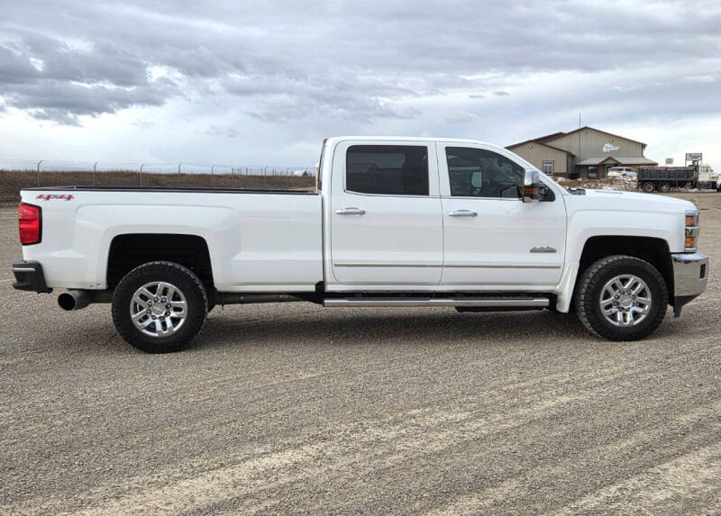 2016 Chevrolet Silverado 3500HD High Country