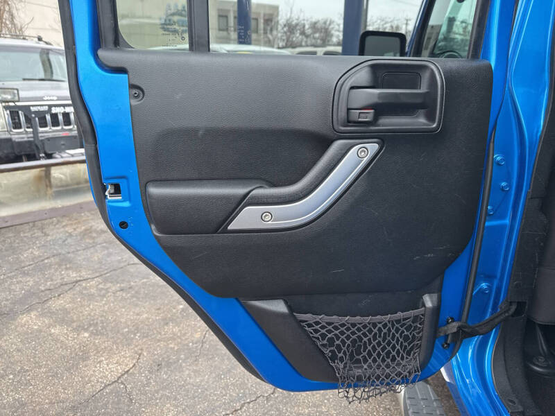 2016 Jeep Wrangler Unlimited Sahara